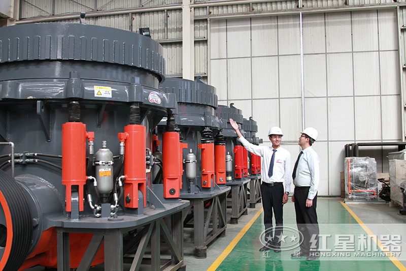 客戶來(lái)廠考察1200圓錐破 客戶來(lái)廠考察1200圓錐破