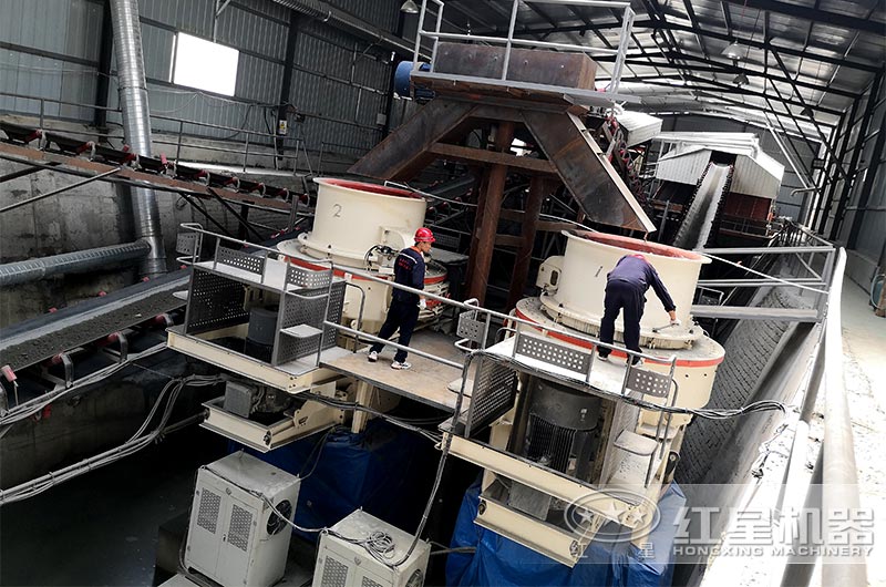 整個項目采用封閉式運輸給料 整個項目采用封閉式運輸給料