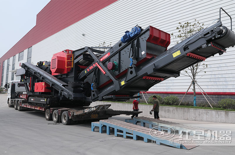 全移動破碎機發貨現場 全移動破碎機發貨現場