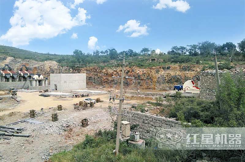 輝縣石灰石破碎現場實拍 輝縣石灰石破碎現場實拍