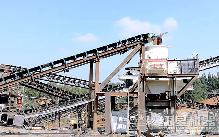 沖擊式破碎機/制砂機安裝現場 沖擊式破碎機/制砂機安裝現場