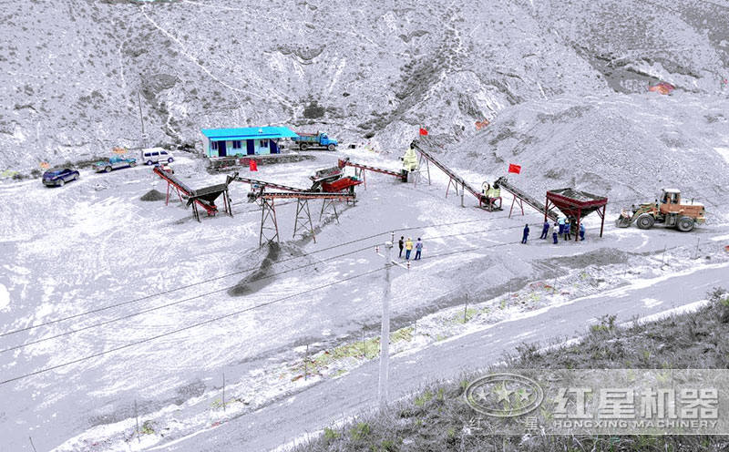 HX-06制砂機生產現場 HX-06制砂機生產現場