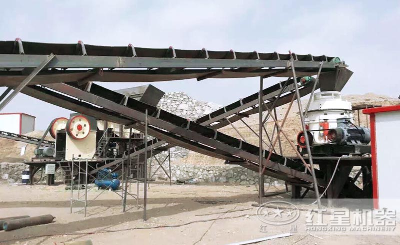 鄂破與圓錐破生產線現場 鄂破與圓錐破生產線現場