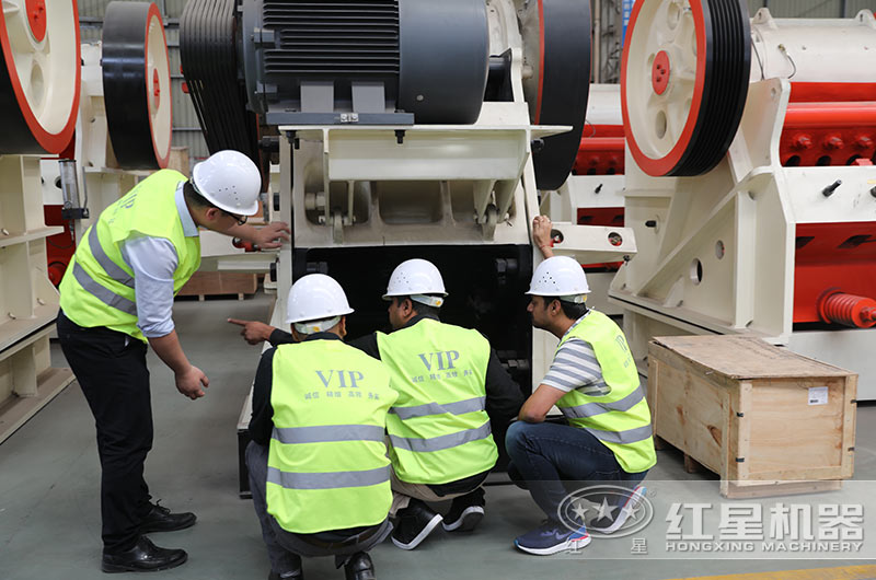 顎式破碎機 顎式破碎機