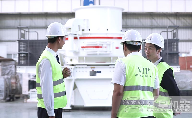 客戶來廠考察全套破碎制砂設備 客戶來廠考察全套破碎制砂設備