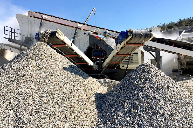 履帶移動篩沙機出料高清圖 履帶移動篩沙機出料高清圖