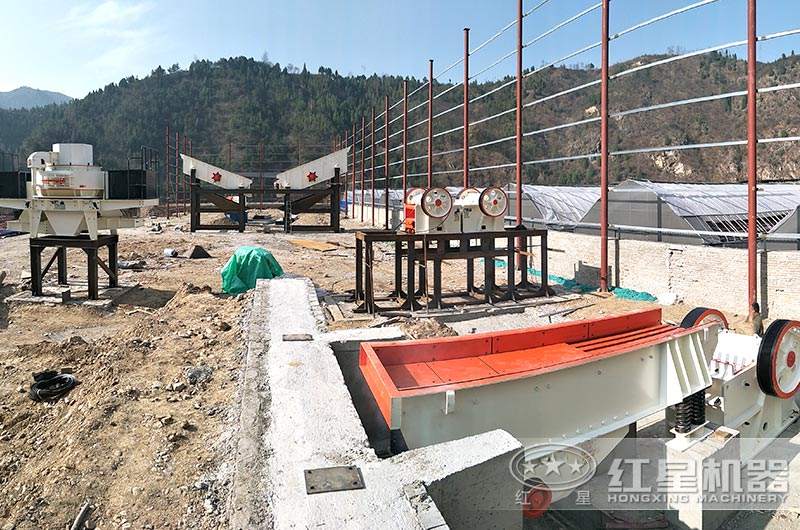 江蘇制砂機(jī)作業(yè)中 江蘇制砂機(jī)作業(yè)中