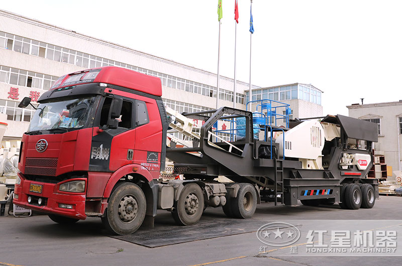 水泥塊粉碎機(jī)設(shè)備發(fā)貨現(xiàn)場(chǎng)