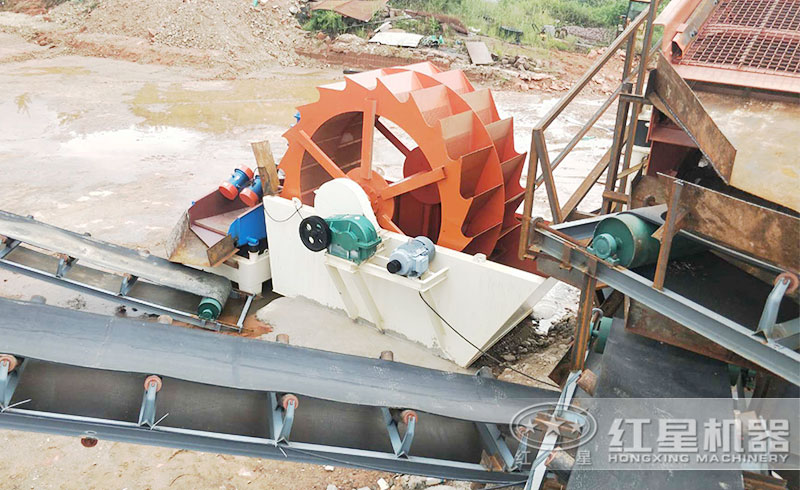 洗砂現(xiàn)場(chǎng) 洗砂現(xiàn)場(chǎng)