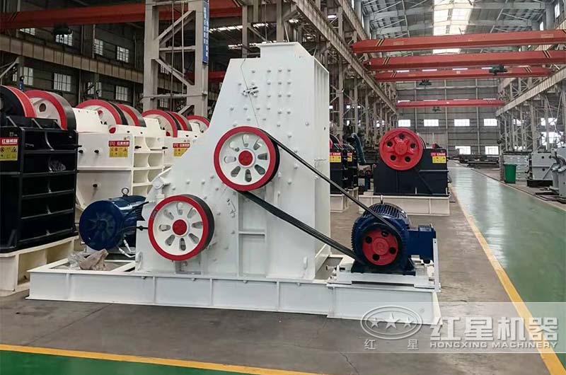 雙級粉碎機車間實拍 雙級粉碎機車間實拍