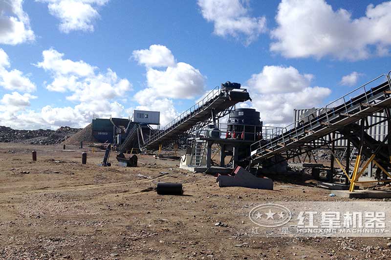 安徽鐵礦石破碎生產(chǎn)線現(xiàn)場 安徽鐵礦石破碎生產(chǎn)線現(xiàn)場