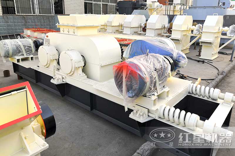 四輥破碎機(jī)現(xiàn)貨供應(yīng) 四輥破碎機(jī)現(xiàn)貨供應(yīng)