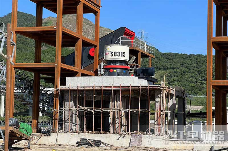 紅星機器圓錐破碎機現場 紅星機器圓錐破碎機現場