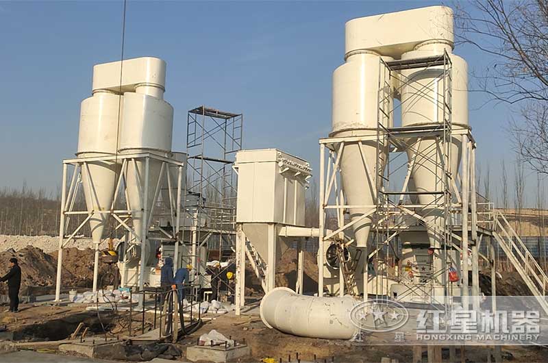 石頭磨粉機(jī)生產(chǎn)現(xiàn)場 石頭磨粉機(jī)生產(chǎn)現(xiàn)場