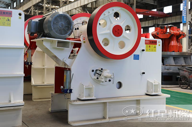 HDX德版連體顎式破碎機廠區圖 HDX德版連體顎式破碎機廠區圖