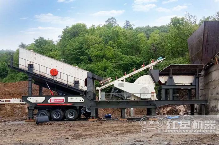 移動式煤炭錘式破碎機生產現場