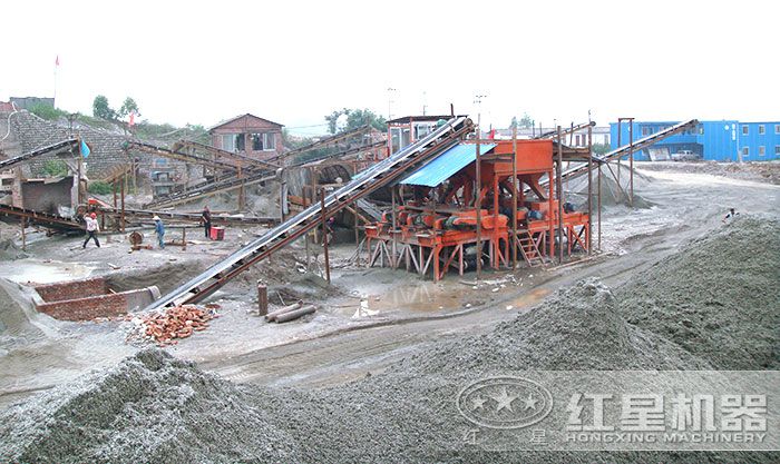 小型對輥機粉碎物料 小型對輥機粉碎物料