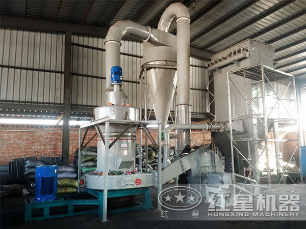 4525、4119雷蒙磨粉機現場作業圖 4525、4119雷蒙磨粉機現場作業圖