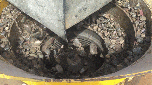 圓錐破碎機(jī)破碎河卵石 圓錐破碎機(jī)破碎河卵石