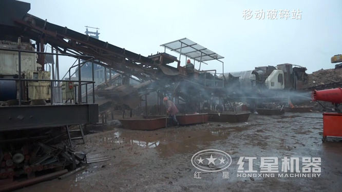 移動式建筑垃圾破碎機 移動式建筑垃圾破碎機