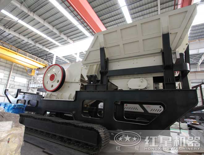 新型履帶式移動破碎站成功下線了 新型履帶式移動破碎站成功下線了