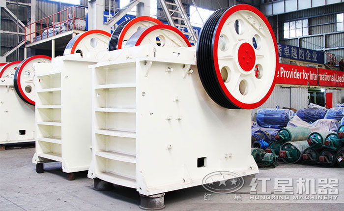 鉀長(zhǎng)石顎式破碎機(jī) 鉀長(zhǎng)石顎式破碎機(jī)