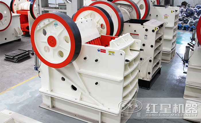 鉀長(zhǎng)石顎式破碎機(jī)廠家 鉀長(zhǎng)石顎式破碎機(jī)廠家