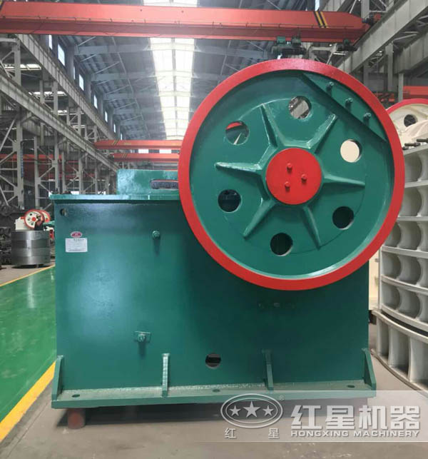 69顎式破碎機廠區 69顎式破碎機廠區