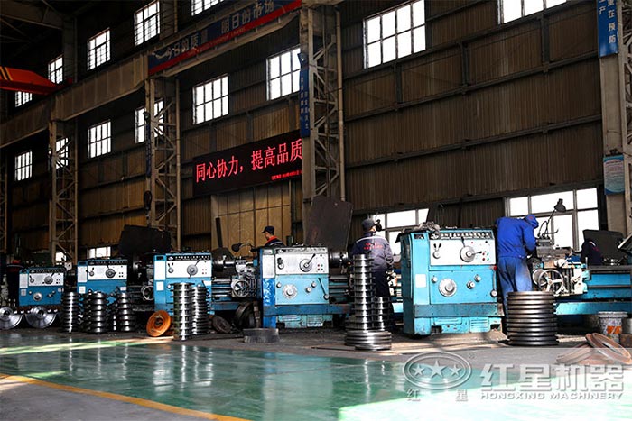 紅星技術工人作業現場 紅星技術工人作業現場