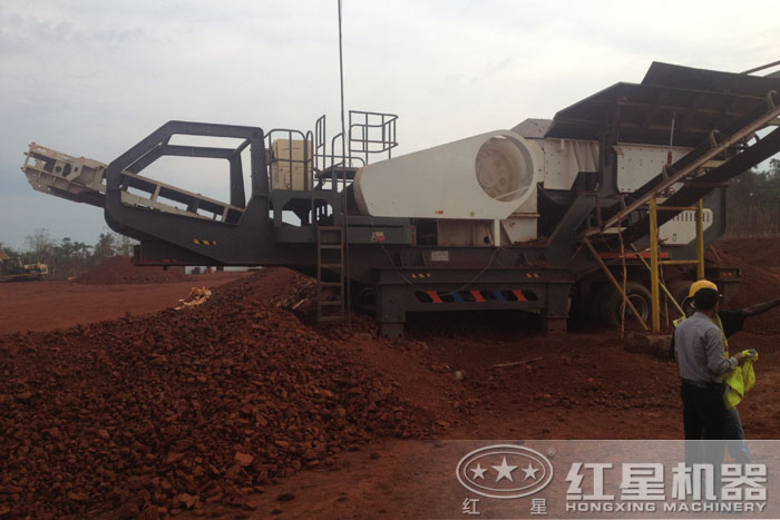 移動(dòng)破碎站工作現(xiàn)場(chǎng) 移動(dòng)破碎站工作現(xiàn)場(chǎng)