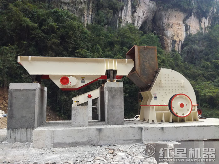 振動給料機和重錘破碎機 振動給料機和重錘破碎機