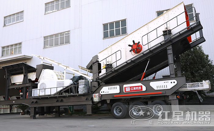 大型移動破碎站搭載重錘式破碎機 大型移動破碎站搭載重錘式破碎機