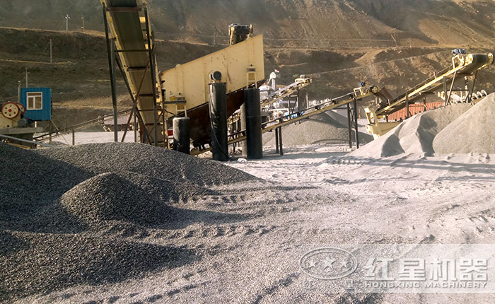 機(jī)制砂制砂現(xiàn)場(chǎng) 機(jī)制砂制砂現(xiàn)場(chǎng)