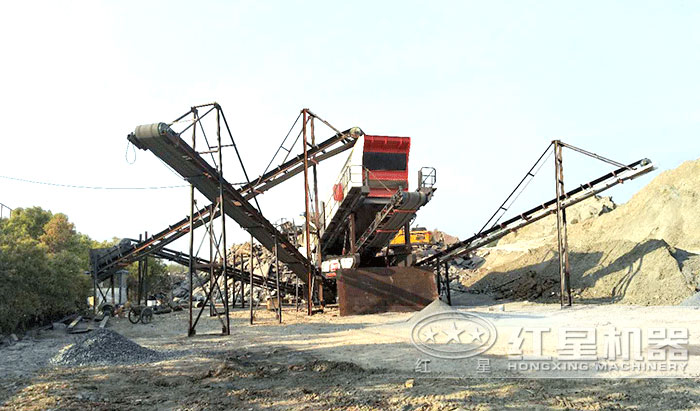 搭載反擊破碎機(jī) 搭載反擊破碎機(jī)