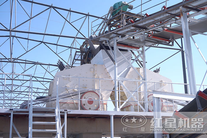 2臺反擊破作業現場 2臺反擊破作業現場