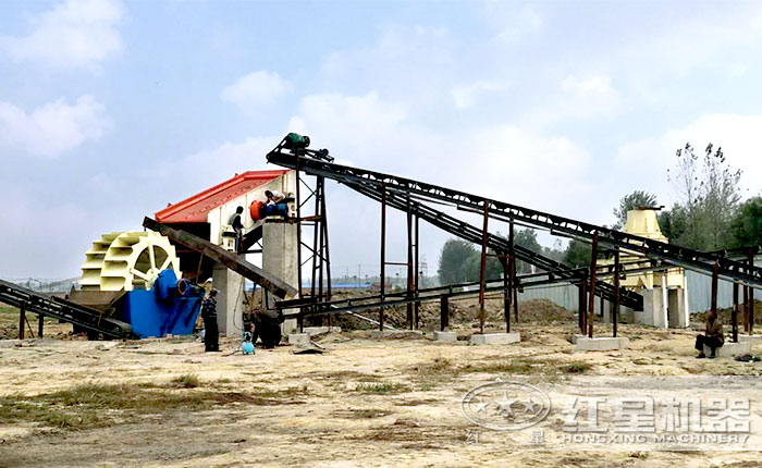固定式制砂洗砂現(xiàn)場(chǎng) 固定式制砂洗砂現(xiàn)場(chǎng)