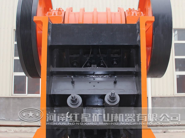 顎式破碎機(jī)