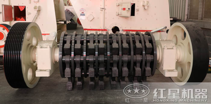 重錘式破碎機(jī)內(nèi)部轉(zhuǎn)子和錘頭